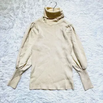 [그레일] 터틀넥 리브 니트 M 파워숄더 심플 무지