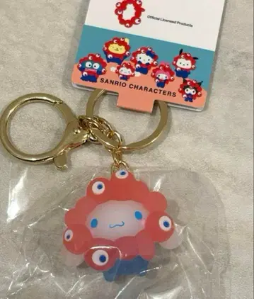 미야쿠미야쿠 산리오 입체 마스코트 클리어 컬러 키링 시나몬