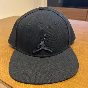 Jordan 블랙 스냅백 캡
