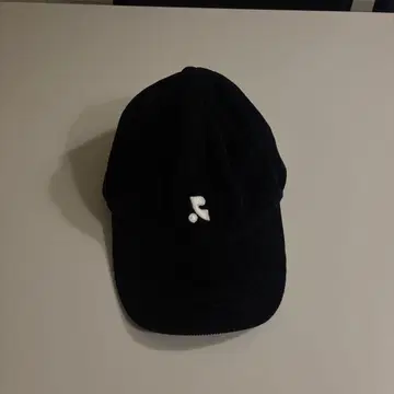 Rest&Recreation 로고 캡 코듀로이 블랙