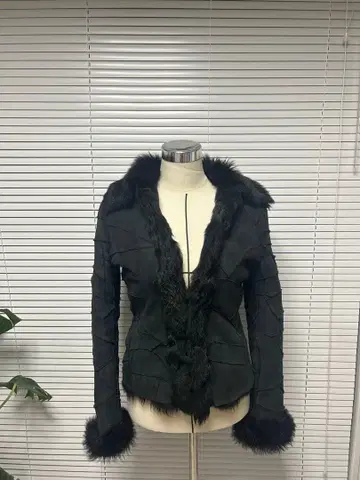 블랙 무스탕 자켓 y2k 그런지 다크코어