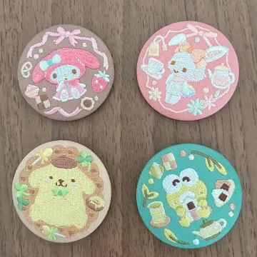 산리오 자수 캔뱃지 묶음 판매