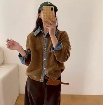 브라운 니트 스웨터 데님 카라 부착
