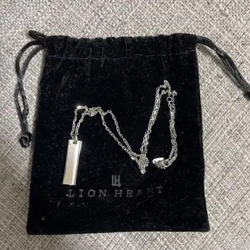 LION HEART 목걸이