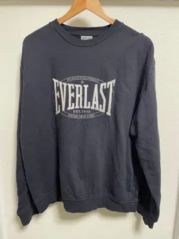 수입 구제 의류 EVERLAST 와펜 맨투맨 L
