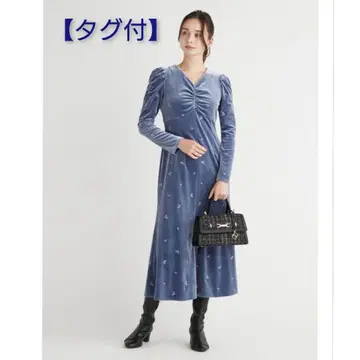 [택 포함] CELFORD 벨로아 총 자수 원피스