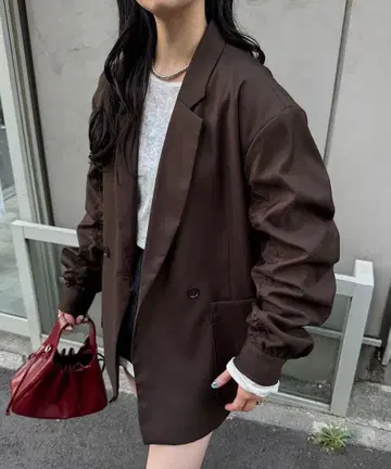 Kastane 더블 소매 개더 자켓 브라운