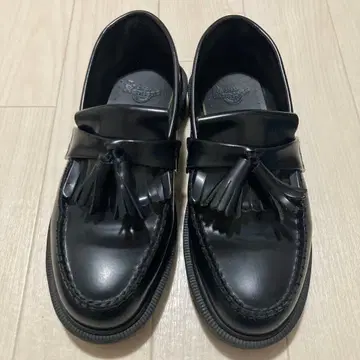 닥터마틴 ADRIAN 태슬 로퍼