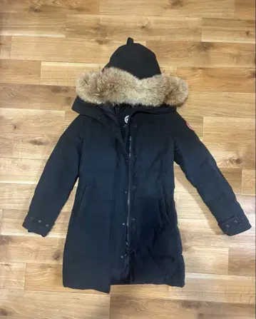 Canada Goose 블랙 다운 자켓