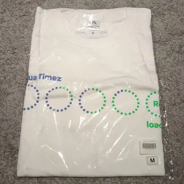 아쿠아 타임즈 화이트 M 사이즈 티셔츠 그래픽 프린트