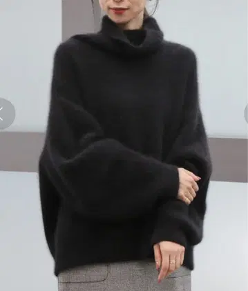 Tiara 라쿤 MIX 편아제 터틀 니트 울 혼방 하이넥