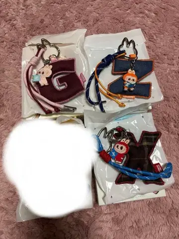 최종 가격 인하 POPMART PIN FOR LOVE 알파벳 펜던트