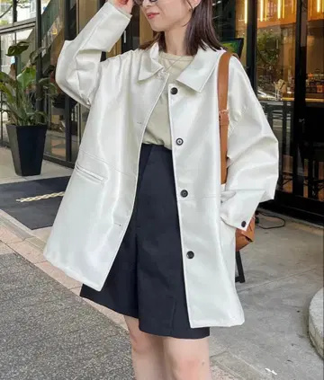 Capricieux le'mage 에코 가죽 자켓 화이트