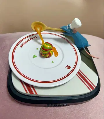 픽사 1번 복권 E상 레미제라블 레스토랑 피규어