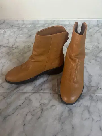 미사용 fitfit 카멜 가죽 쉬폰 부츠 24 컴포트 슈즈