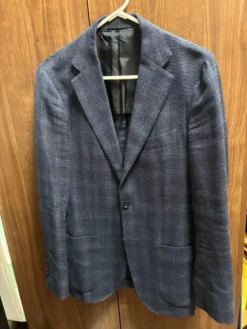 SOVEREIGN 네이비 체크 무늬 언컨 구조 테일러드 자켓