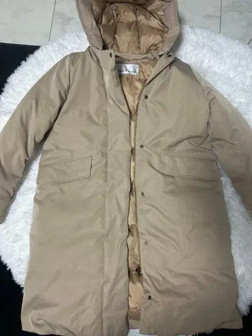 NATURAL BEAUTY BASIC 다운 코트 베이지 S