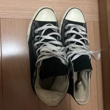 Converse 블랙 하이컷 스니커즈