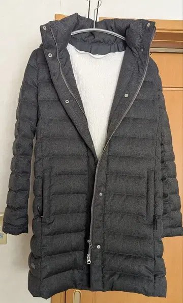Lacoste 그레이 다운 자켓 후드 부착