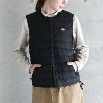 단톤 이너 다운 크루넥 베스트