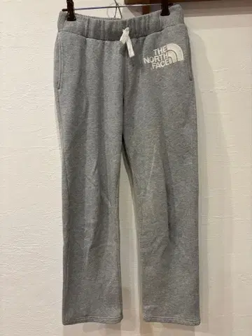 THE NORTH FACE 그레이 조거 팬츠