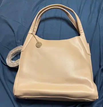 베이지 토트백 숄더 벨트, 내부 포켓 부착