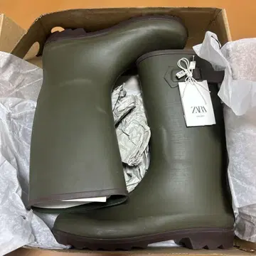 ZARA 레인부츠