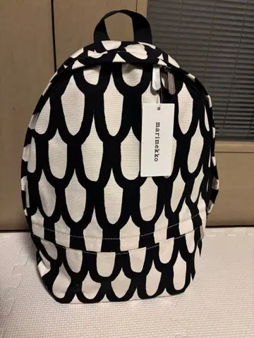 미사용 새상품 택 포함 마리메꼬 SUOMU 스오무 백팩