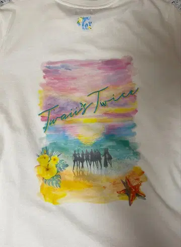 Twice 비치 디자인 T셔츠
