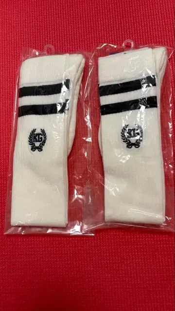 새상품 키스온더그린 니하이 삭스 2족 세트 골프 화이트