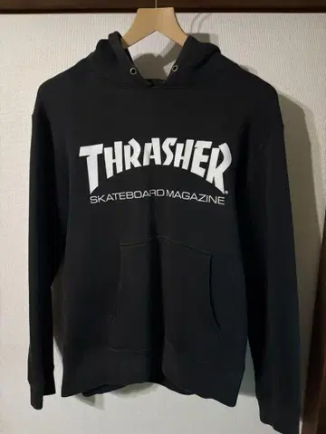THRASHER 후드티