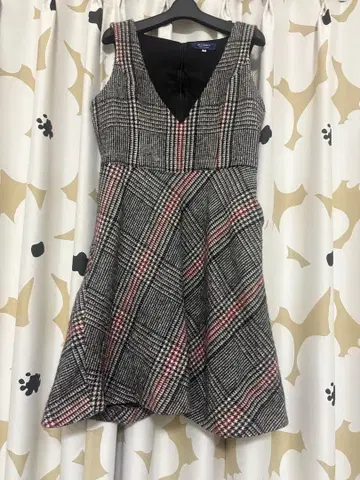 M'S GRACY 체크 무늬 슬리브리스 원피스 40