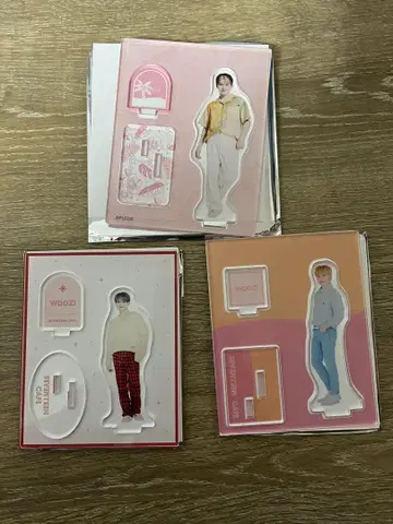 SEVENTEEN 우지 세븐틴 카페 아크릴 스탠드