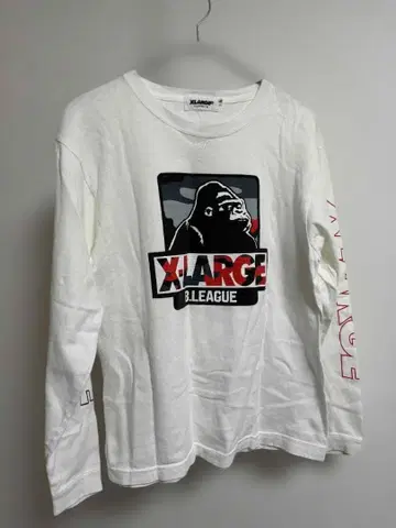 XLARGE x B.LEAGUE 콜라보 롱T 화이트 S 사이즈