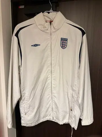 [ 최종 가격 인하 ] Umbro 축구 잉글랜드 대표 나일론 자켓