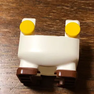 LEGO 피규어 마리오 아래 부품만