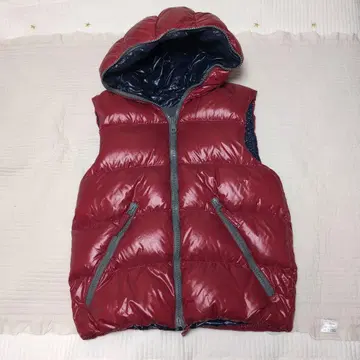 DUVETICA 빨간색 후드 부착 다운 베스트