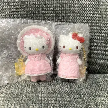 헬로키티 시크릿 마스코트 참 2종 프릴 에이프런