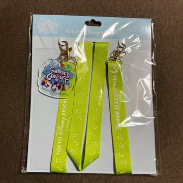 미세스 디즈니 콜라보 스트랩