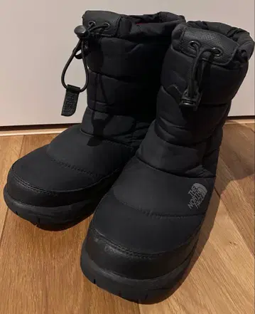 THE NORTH FACE 블랙 부츠