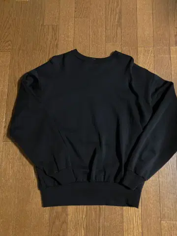 AURALEE 블랙 크루넥 트레이닝복