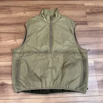 TECH REVERSIBLE PULLOVER PUFF VEST