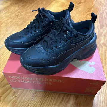 PUMA 시리아 웨지 블랙 컬러 여성용 새상품급 23.5cm