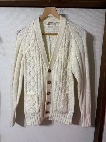 ROVER 화이트 가디건 M