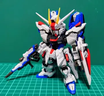 MGSD 프리덤 건담