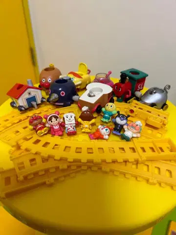 레트로 호빵맨 기차 세트 레일 포함 피규어