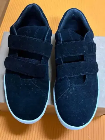AREth I velcro 아스 스니커즈 25cm