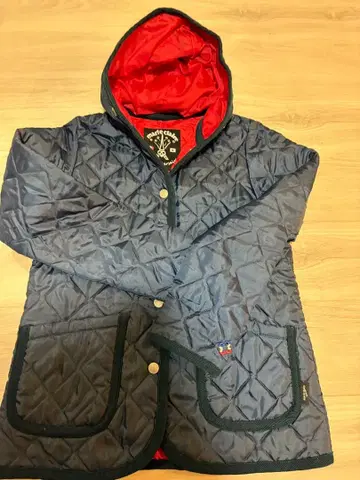 marie claire 퀼팅 자켓 네이비/레드 골프에!