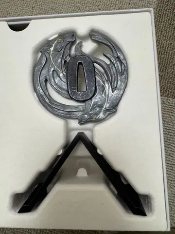 Ghost of Yotei 컬렉터즈 에디션 쌍늑대의 칼자루 새상품