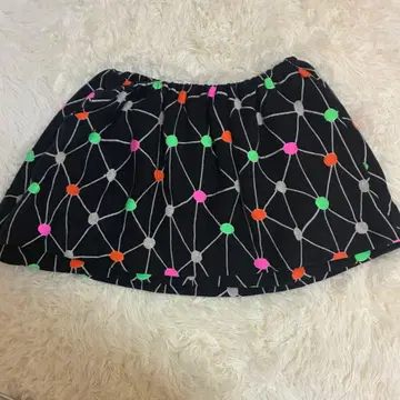 베른하르트 빌헬름 스커트 도트